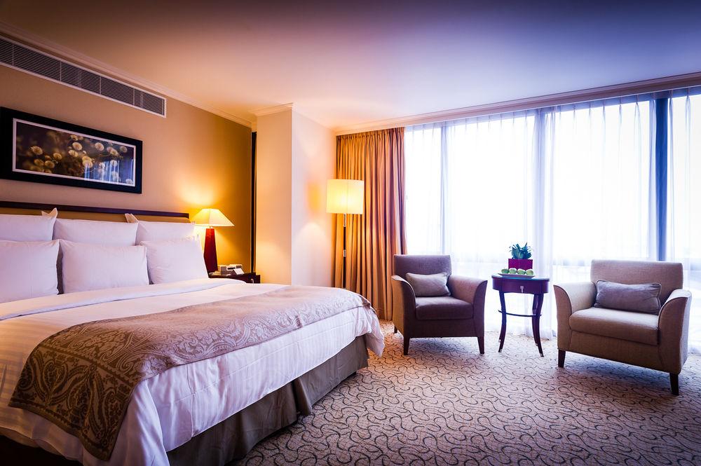 London Marriott Hotel Canary Wharf Exterior foto A room at the hotel