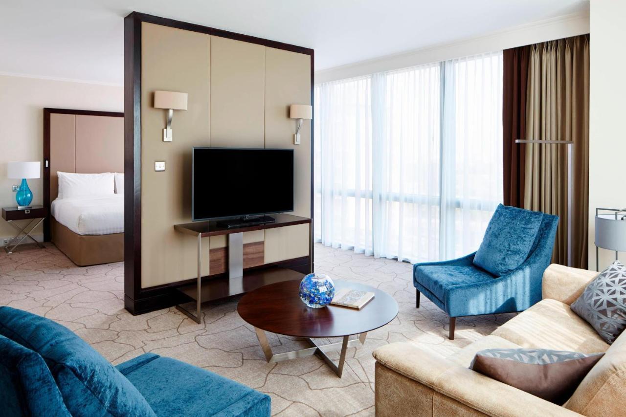 London Marriott Hotel Canary Wharf Exterior foto Suite at the InterContinental London The O2