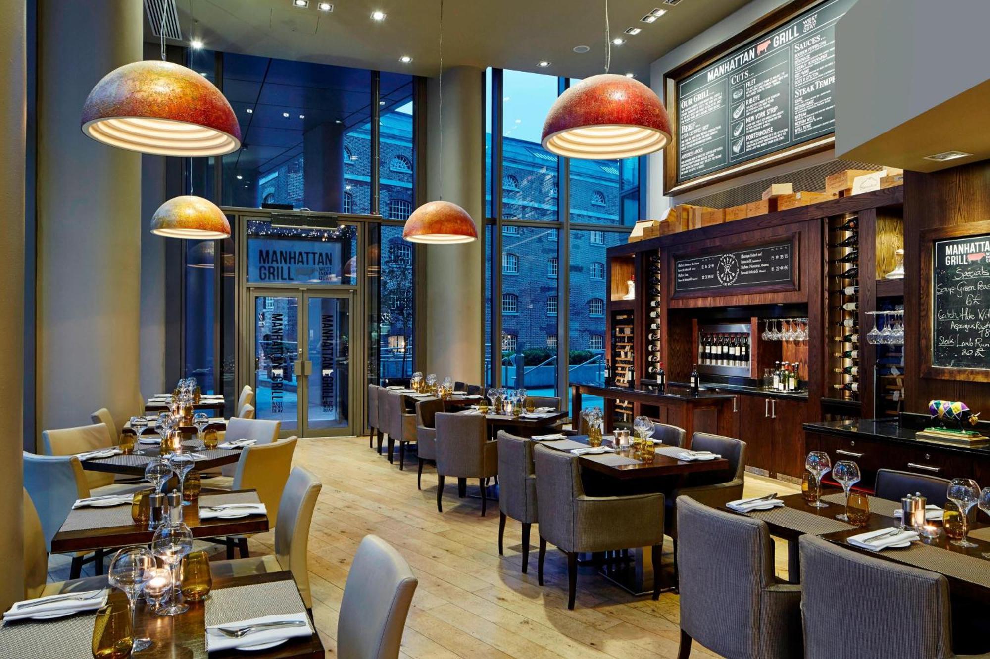 London Marriott Hotel Canary Wharf Exterior foto The interior of the restaurant