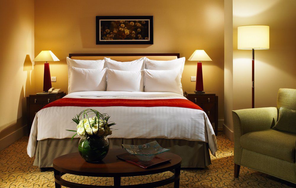 London Marriott Hotel Canary Wharf Exterior foto A bedroom at the hotel